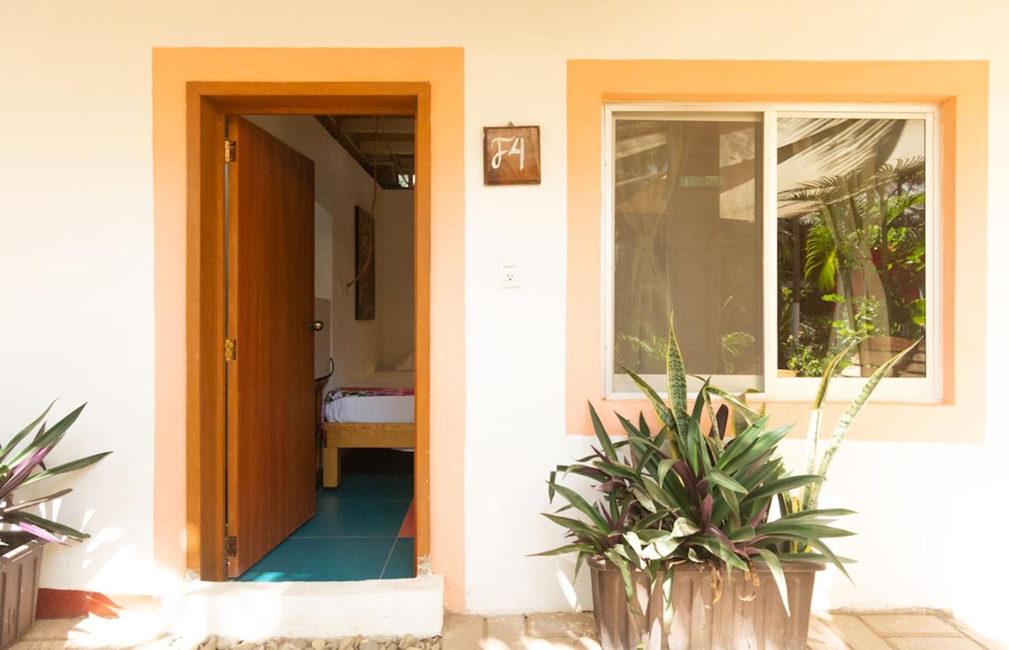 Frida Paradise Beach Hotel - Punta Zicatela Brisas de Zicatela Esterno foto