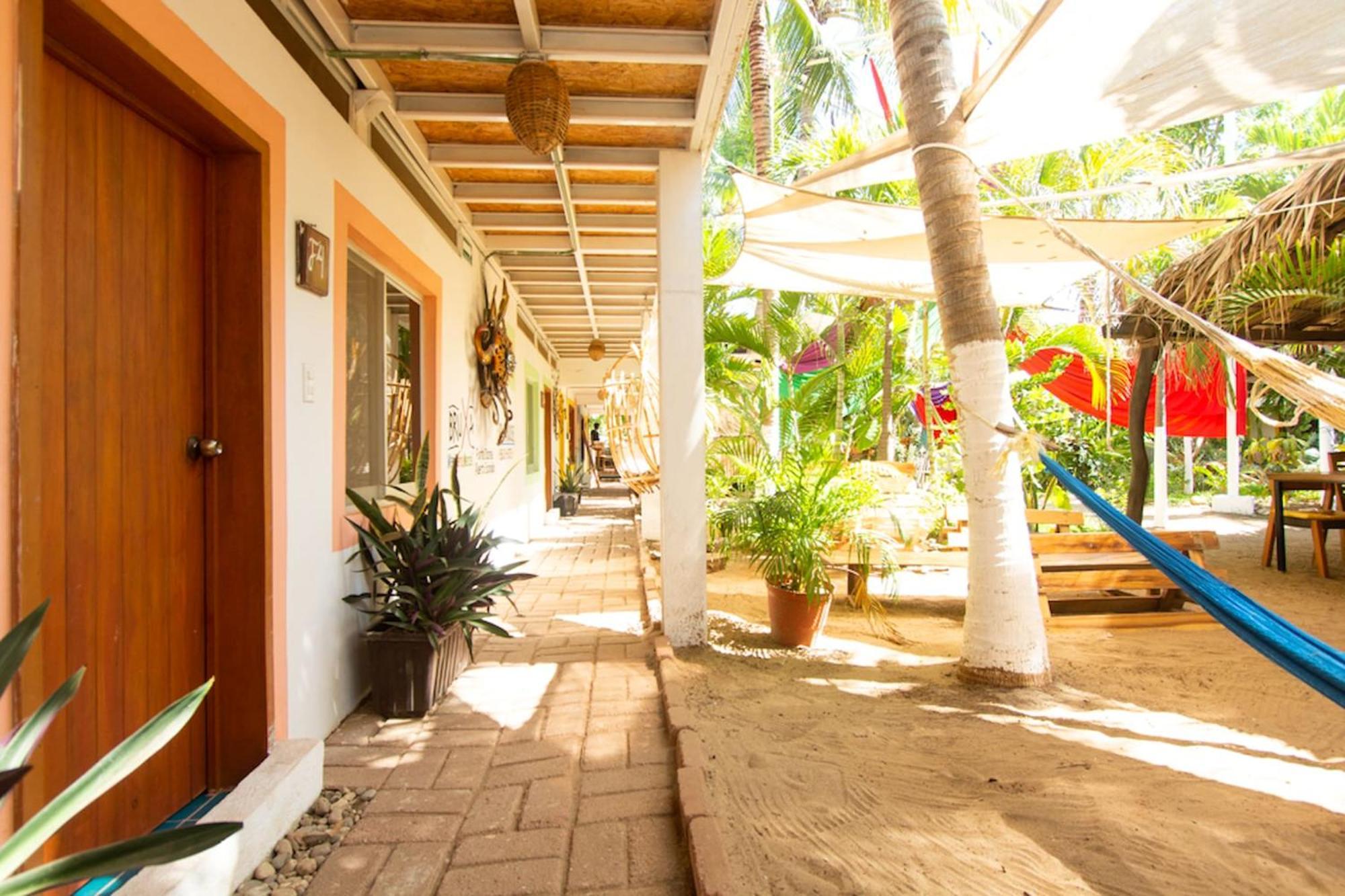 Frida Paradise Beach Hotel - Punta Zicatela Brisas de Zicatela Esterno foto